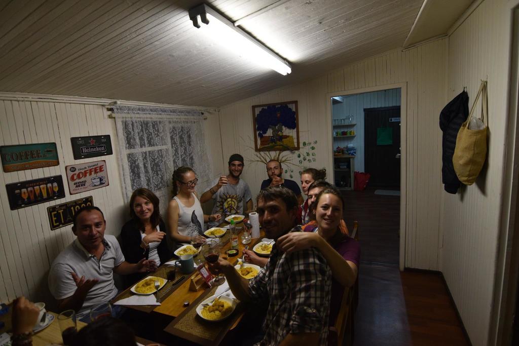 Casa Vieja Hostel & Camping Puerto Varas Ngoại thất bức ảnh